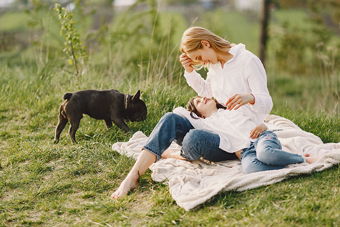 &ldquo;Psychopath&rdquo; Mom Exposes Her Own Neglect Towards Her Cat In A Viral Op-Ed, Sparks Outrage