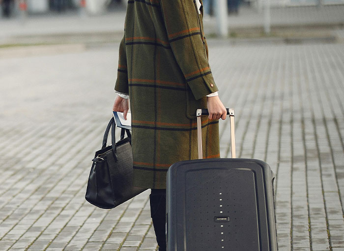 Woman Left Stunned After Man Forces Her To Choose Between His Mom Or Their Divorce Woman Left Stunned After Man Forces Her To Choose Between His Mom Or Their Divorce