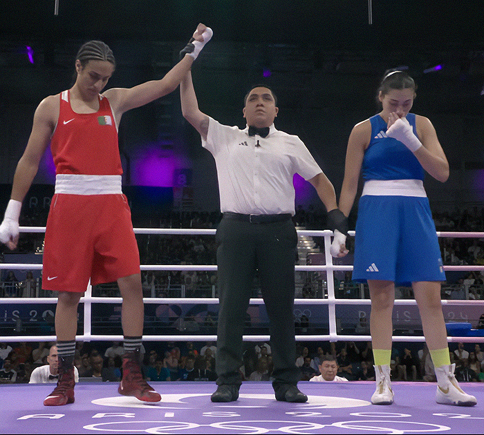 Boxer Who Abandoned Fight After 46 Seconds Apologizes To Rival After Gender Controversy