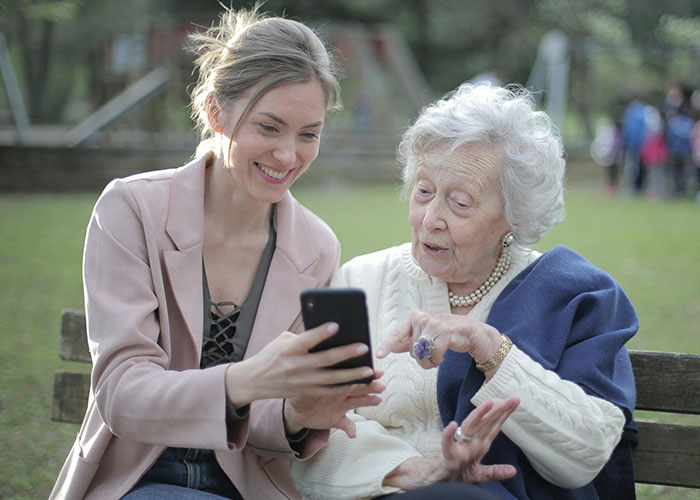 30 People Share The Best And Strangest Things They Have Inherited