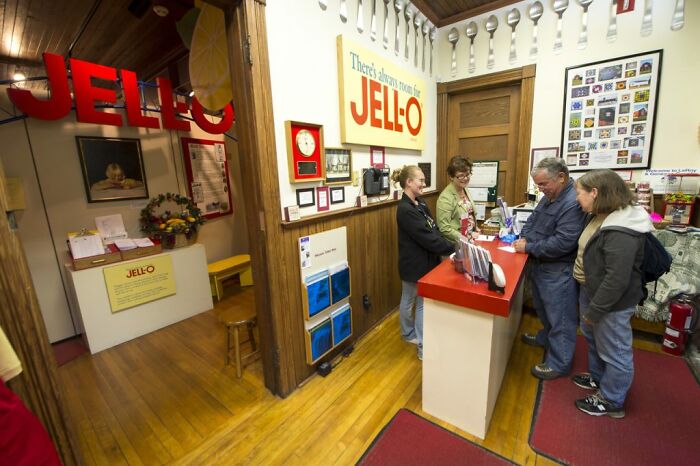 The Jell-O Gallery In Le Roy, New York Was Kinda Cute
