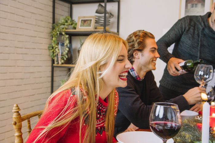 Woman Bursts Out Laughing At Name Sister Picked For Her Kid, Gets Banned From &ldquo;All Family Dinners&rdquo; 