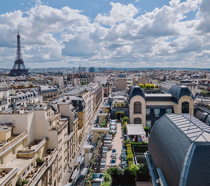 Paris Restaurant Defends Decision To Turn Away Serena Williams And Her Kids Despite Backlash Paris Restaurant Defends Decision To Turn Away Serena Williams And Her Kids Despite Backlash