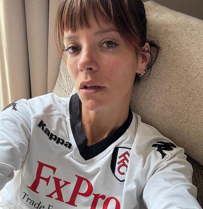 Lily Allen Says She Returned "F---ing" Puppy For Eating Family&rsquo;s Passports: &ldquo;[It] Ruined My Life&rdquo;