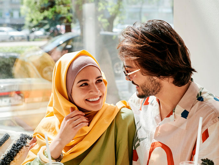 GF Breaks Up With BF Who Suddenly Expected Her To Wear A Headscarf After Marriage