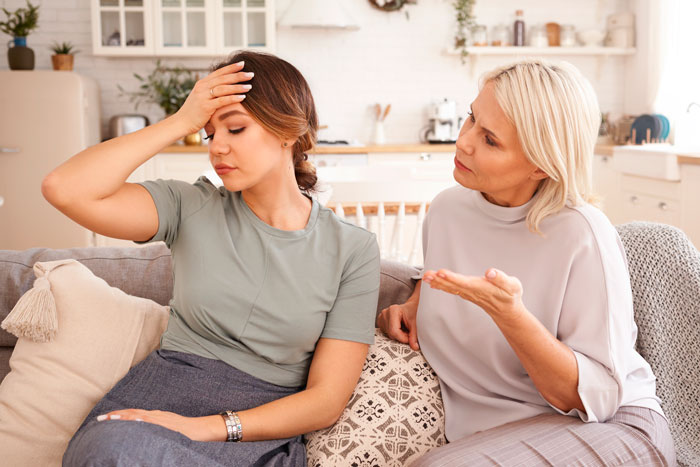 MIL's Ask To Keep DIL's And Her Baby's Passports Sets Off Alarm Bells, DIL Suspects Kidnap Plan MIL's Ask To Keep DIL's And Her Baby's Passports Sets Off Alarm Bells, DIL Suspects Kidnap Plan