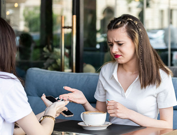 Mom Abandons Daughter At 5YO, Faces The Consequences Of Her Actions When She&rsquo;s Sick And Alone