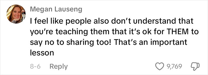 Mom Stands Her Ground As Hungry Toddler Tries To Steal Her Lunch, But She Refuses To Share Mom Stands Her Ground As Hungry Toddler Tries To Steal Her Lunch, But She Refuses To Share