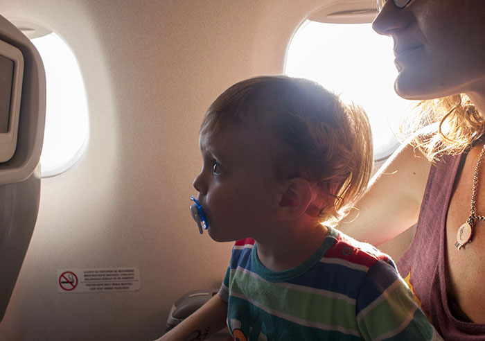 Man Tries To Make A Woman Give Up Her Husband&rsquo;s Seat For Him Until Another Passenger Humbles Him