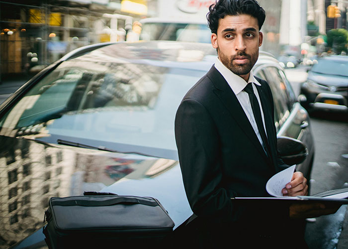 30 Culture Shocks That People Didn’t Expect As They Turned From Poor To Rich