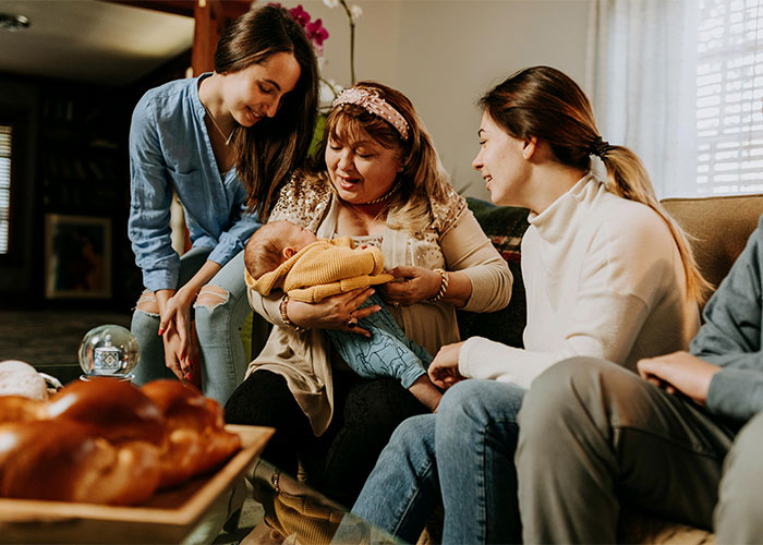 Woman Moves To A Spiritual Community, Abandoning Kids, Is Upset It Backfires Years Later Woman Moves To A Spiritual Community, Abandoning Kids, Is Upset It Backfires Years Later