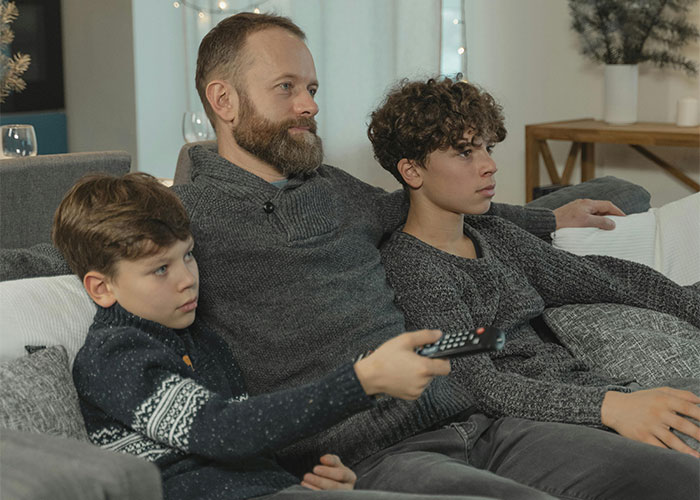 &ldquo;AITA For Reminding My Ex I&rsquo;m Only Responsible For Our Children And Not All Of His Kids?&rdquo;