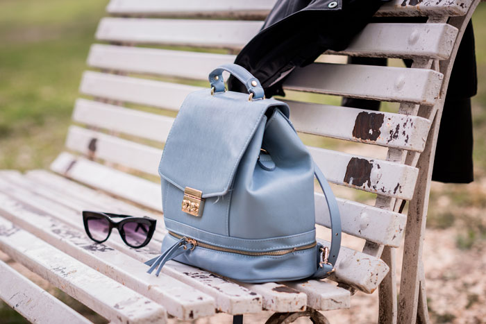 Wife Has A ‘Pretty Woman’ Moment, Returns Hubby’s Gifted Bag To Spite Rude Sales Assistant Wife Has A ‘Pretty Woman’ Moment, Returns Hubby’s Gifted Bag To Spite Rude Sales Assistant