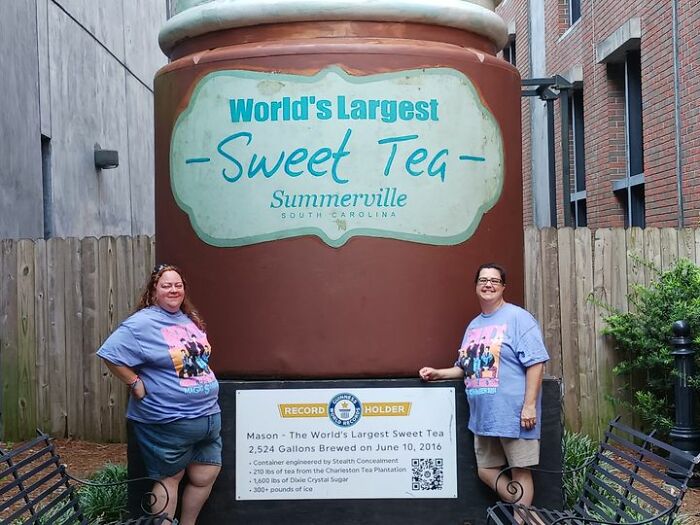 Summerville, Sc Claims The World's Largest Sweet Tea