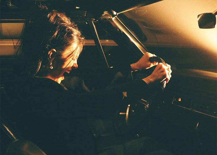 New Neighbors Disregard Requests, Woman Puts Rotten Soup In Their Cars