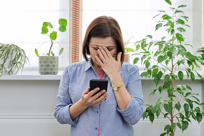 Woman Accidentally Texts A Detailed First Date Review And Rating To Her Date Woman Accidentally Texts A Detailed First Date Review And Rating To Her Date