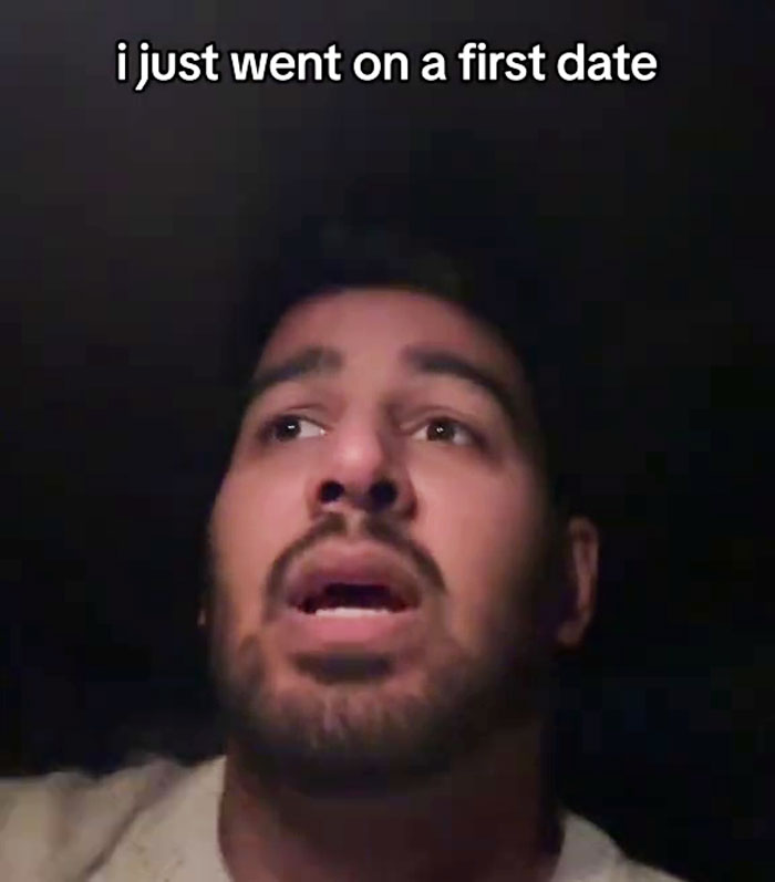 First Date Almost Turns Into An Arranged Marriage Interview After Woman Shows Up With Her Parents