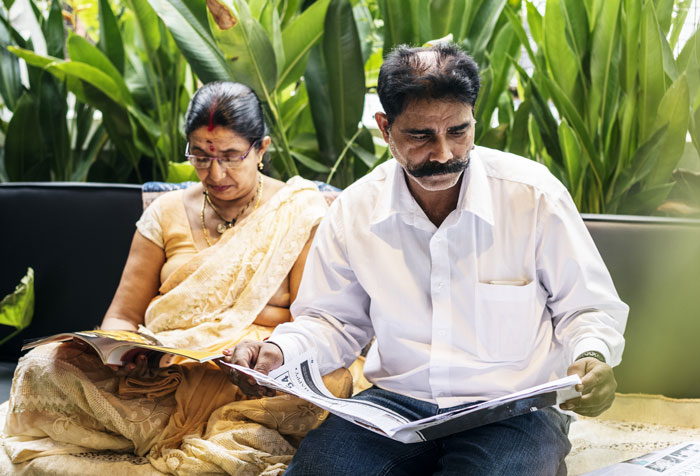 First Date Almost Turns Into An Arranged Marriage Interview After Woman Shows Up With Her Parents