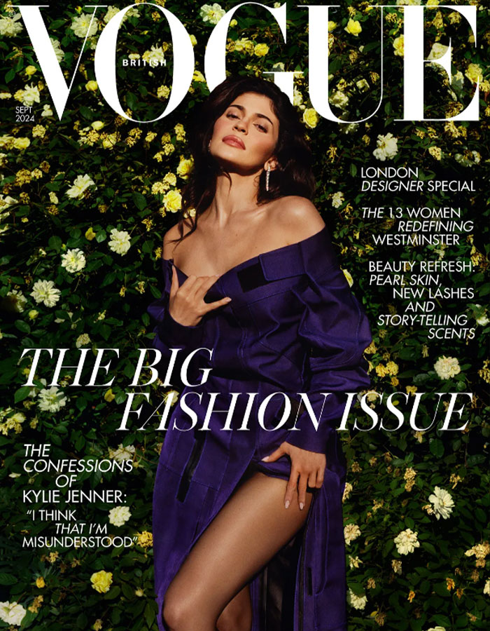 "She Looks 60!": Fans Don't Even Recognize Kylie Jenner In Her New 'Vogue' Cover Photo "She Looks 60!": Fans Don't Even Recognize Kylie Jenner In Her New 'Vogue' Cover Photo