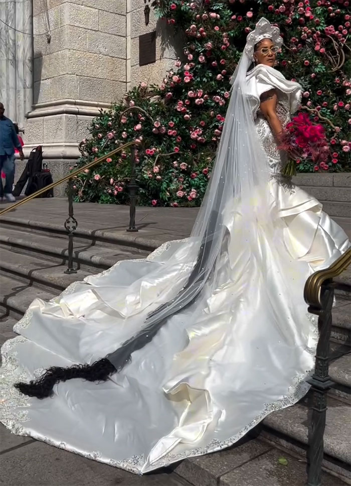 Couple Sells $333 Tickets To Wedding Guests And Ask Them To &ldquo;Trust The Process&rdquo;