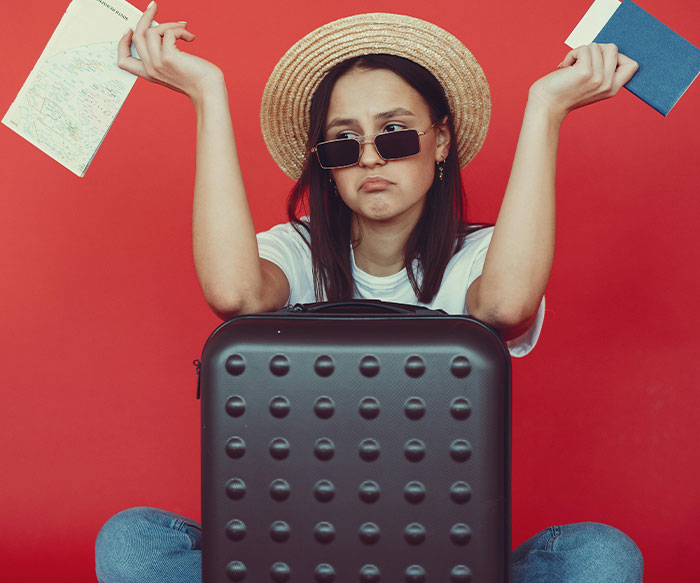 Bride Doesn&rsquo;t Bother To Inform Destination Wedding Guests About Change Of Plans, Aunt Is Furious