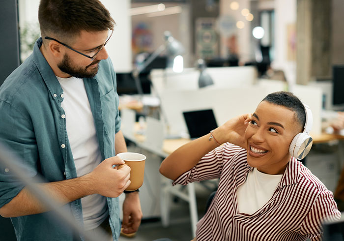 Mom Finds A Way To Keep Coworkers From Disturbing Her While She Pumps, Makes Them Uncomfortable