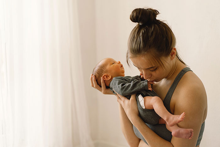 Woman Goes No-Contact With Parents After They “Steal” Her Baby, Now They Want Reconciliation Woman Goes No-Contact With Parents After They “Steal” Her Baby, Now They Want Reconciliation