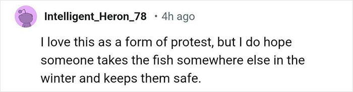 Aquarium With Real Fish Created Around Fire Hydrant "Puddle" Draws Criticism For Its Cruelty Aquarium With Real Fish Created Around Fire Hydrant "Puddle" Draws Criticism For Its Cruelty