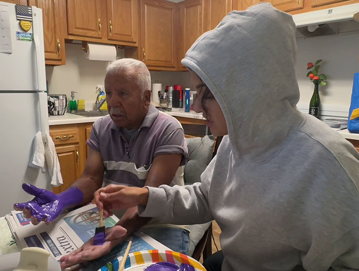 Grandpa Doesn’t Let Cancer Take His Spirit Away As Family Comes Up With A Perfect Way To Remember Him Grandpa Doesn’t Let Cancer Take His Spirit Away As Family Comes Up With A Perfect Way To Remember Him