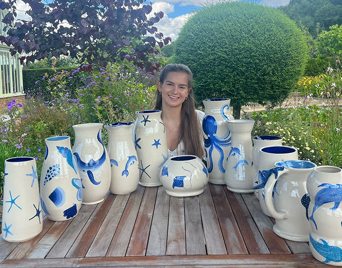 Painter Who Was Paralyzed At 13 Uses Her Mouth To Paint On Her Sister&rsquo;s Ceramics, Goes Viral Online