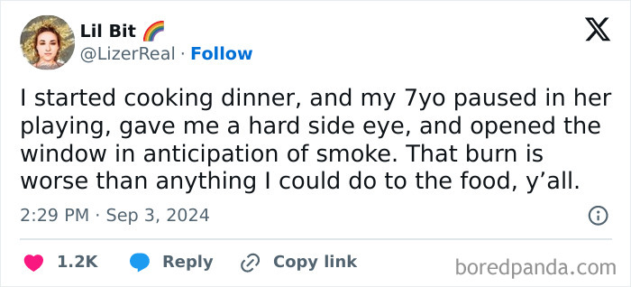 Parent sharing a funny tweet about their 7-year-old’s reaction while cooking dinner in humorous parenting moments.