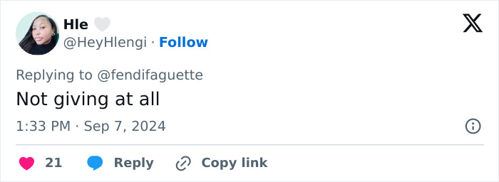 &ldquo;Expensive Mosquito Net&rdquo;: Rihanna&rsquo;s Mesh Dress At New York Fashion Week Sparks Funny Comparisons