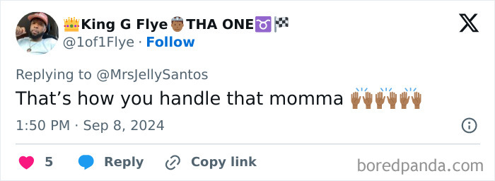 Mother Gets On The School Bus To Defend Her Daughter Against Bully, Act Empowers Other Kids Too Mother Gets On The School Bus To Defend Her Daughter Against Bully, Act Empowers Other Kids Too