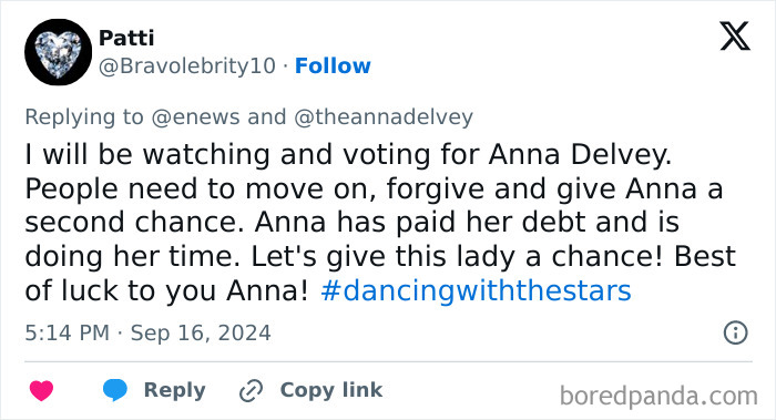 Anna Delvey’s Bejeweled Ankle Monitor Draws Backlash After ‘Mediocre’ DWTS Debut Anna Delvey’s Bejeweled Ankle Monitor Draws Backlash After ‘Mediocre’ DWTS Debut