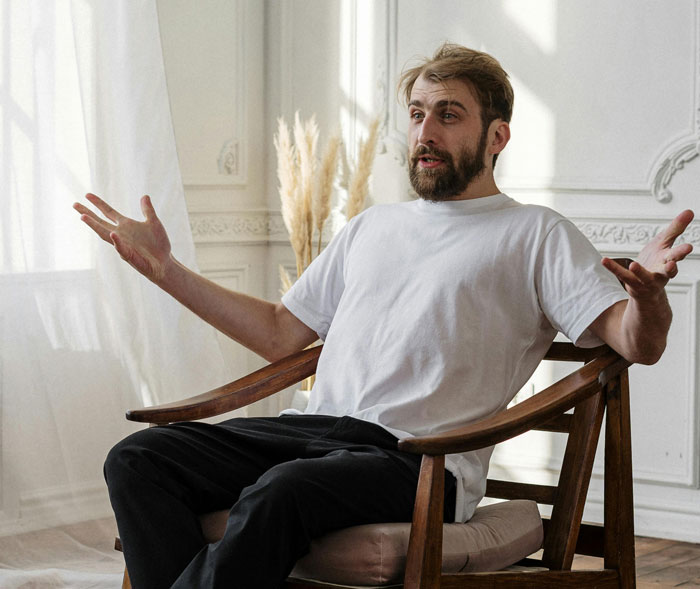 "His Face Was Terrifying": Wife Terrified After Husband Turns "Psychotic" "His Face Was Terrifying": Wife Terrified After Husband Turns "Psychotic"