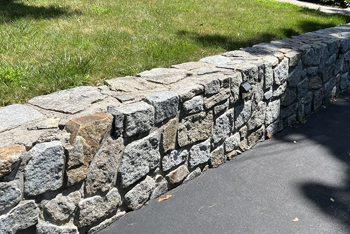 Family&rsquo;s Fence Upgrade Causes Karen Neighbor To Make Absurd Demands And Threats