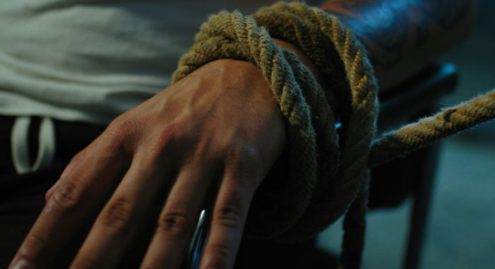 30 Chilling Truths Hidden In Plain Sight That Only Got Exposed After Death