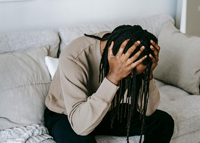 "Left Her Boyfriend To Be With Me": 50 Red Flags People Wouldn't Ignore In A Partner Again