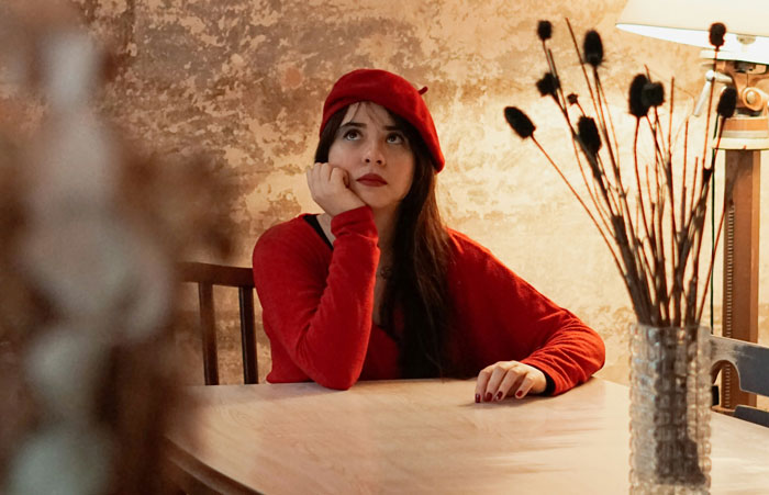 People Are Sharing The Rudest Things Their Guests Have Done And These Are 30 Of The Worst Ones