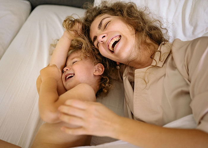 "Left Her Boyfriend To Be With Me": 50 Red Flags People Wouldn't Ignore In A Partner Again