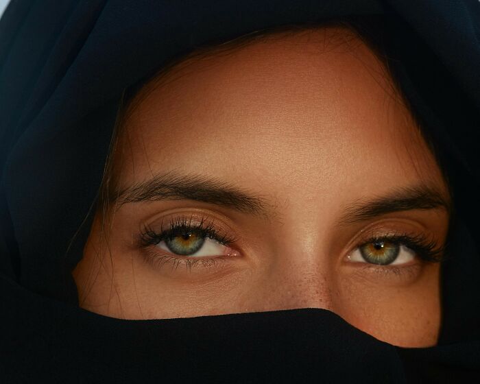 50 Disturbing Facts To Make You Want To Crawl Under Your Bed And Stay There