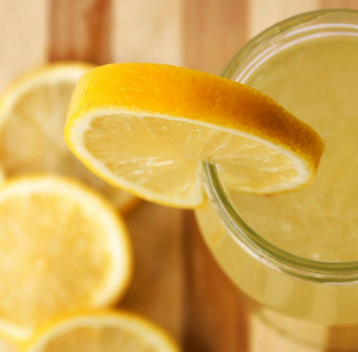 “Sniffing Rubbing Alcohol Gets Rid Of Nausea”: 50 Weird Life Hacks That Work For Some Reason