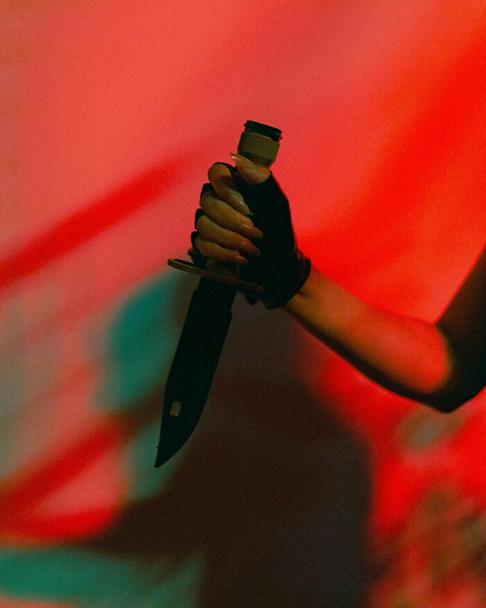 “Sniffing Rubbing Alcohol Gets Rid Of Nausea”: 50 Weird Life Hacks That Work For Some Reason