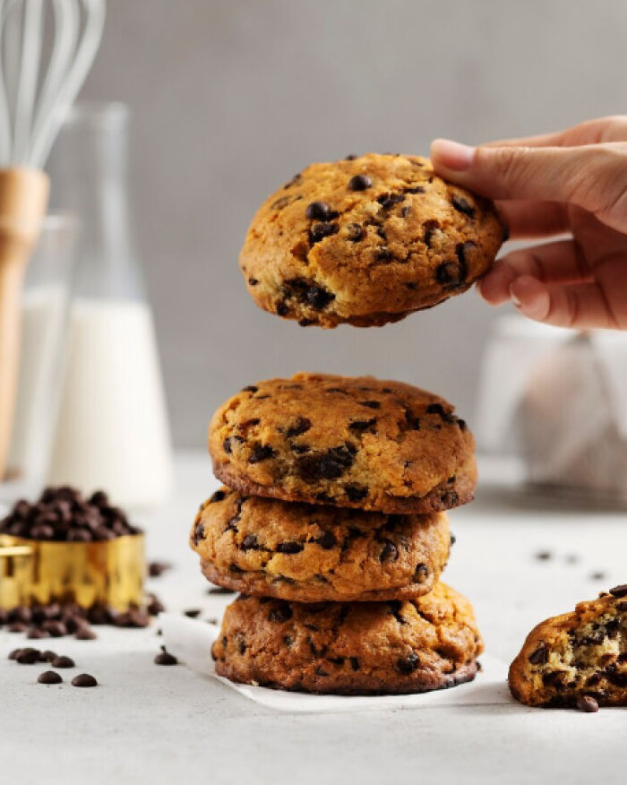 “Sniffing Rubbing Alcohol Gets Rid Of Nausea”: 50 Weird Life Hacks That Work For Some Reason