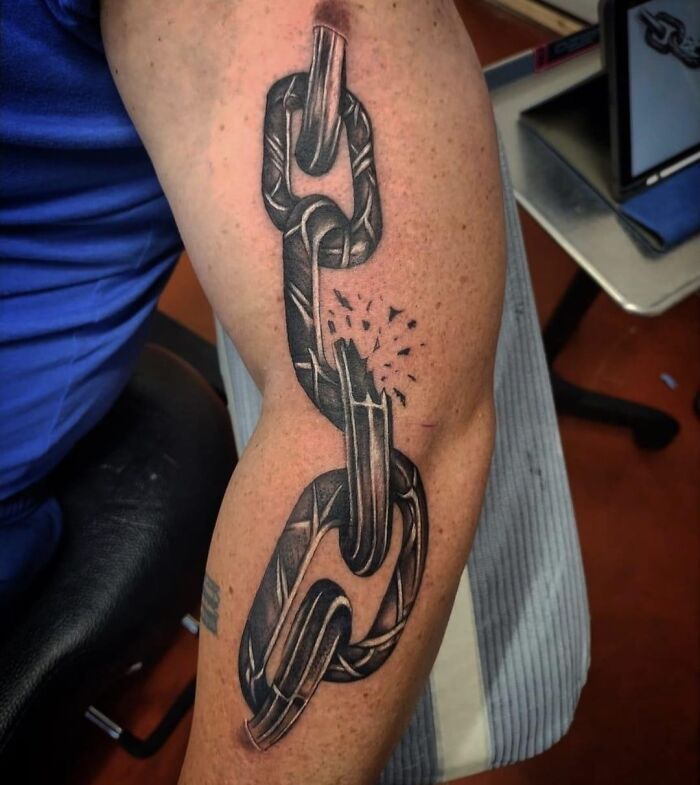 It's So Sad To See A Once Reputable Company (Which Got Sued And Is No Longer Star Brite) Share Something So Bad From Their Shop