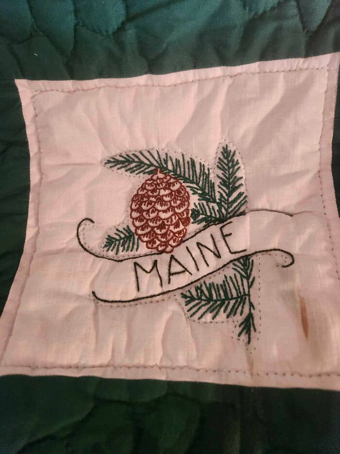 Found A Vintage Quilt Of The 50 States Of The USA And Their State Flowers. Was Mislabeled At The Store As A Linen So Only Cost $4!!!