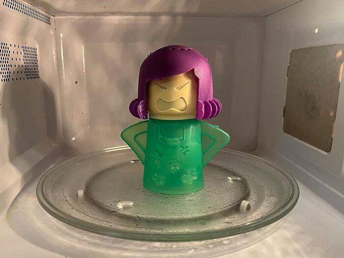 Caked-On Spaghetti Sauce? Exploded Soup? This Microwave Cleaner Will Handle Those Microwave Messes Like A Pro