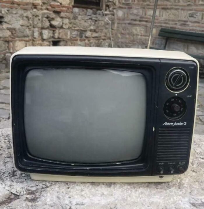 Who Remembers Changing A Channel By Turning The Knob