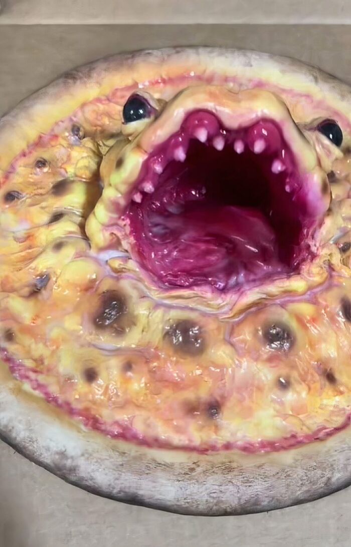 Pizzas-With-Threatening-Auras