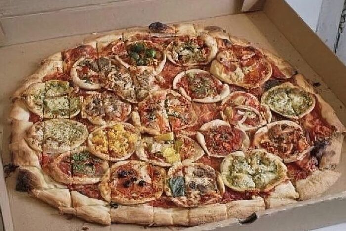 Pizzas-With-Threatening-Auras